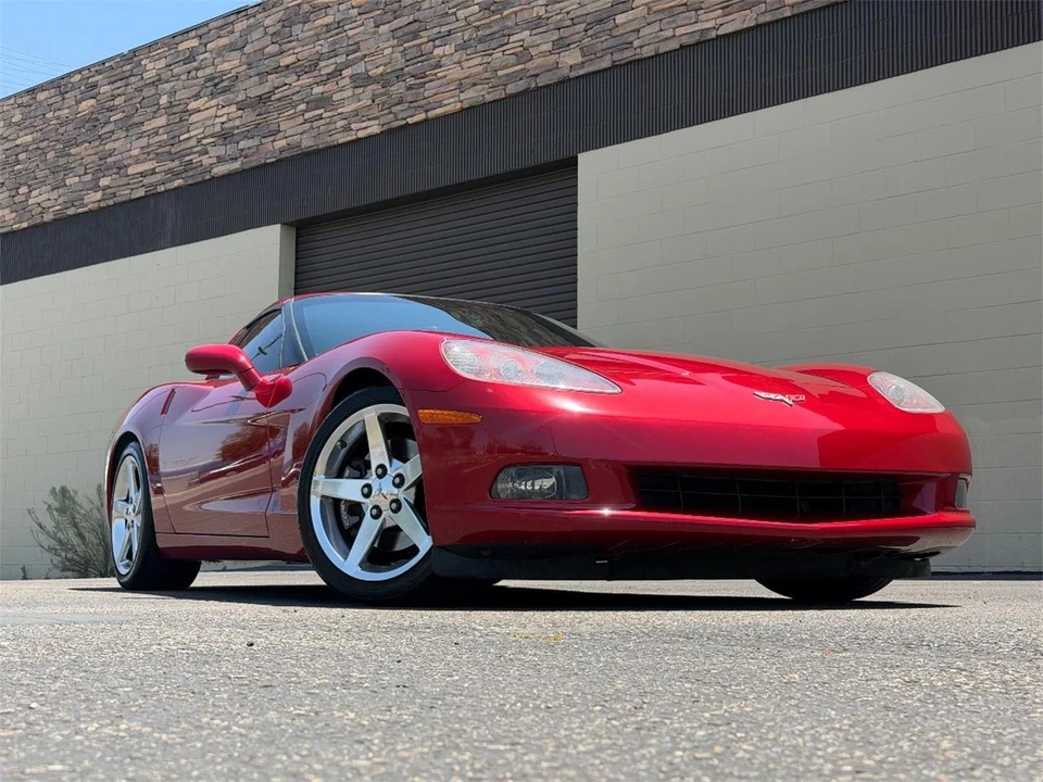 2005 Chevrolet Corvette C6 - Image 3 of 19