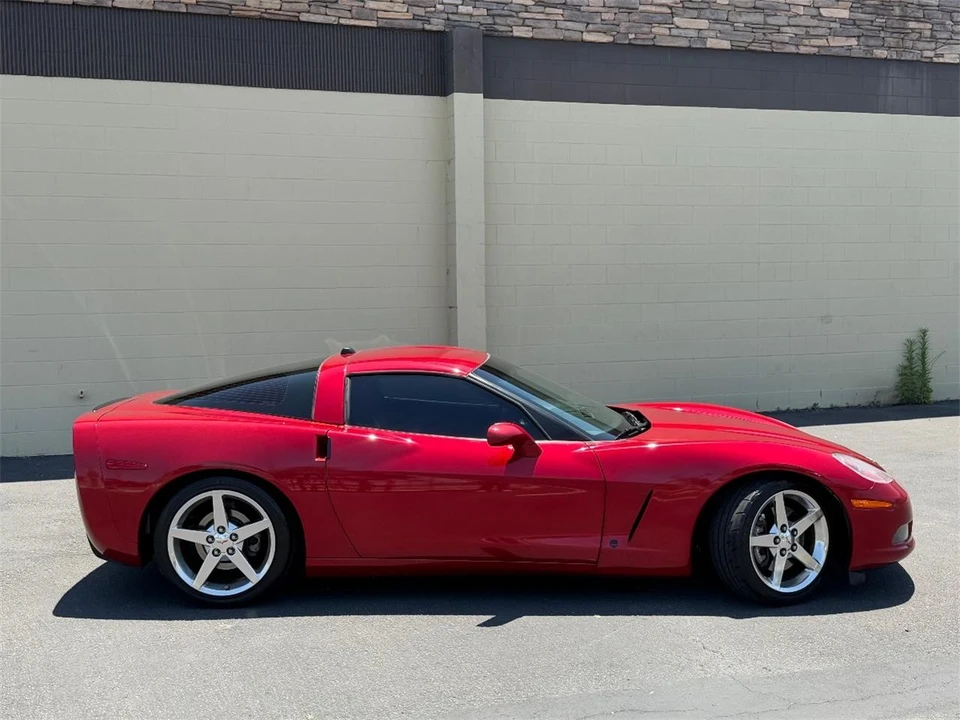 2005 Chevrolet Corvette C6 - Image 11 of 19