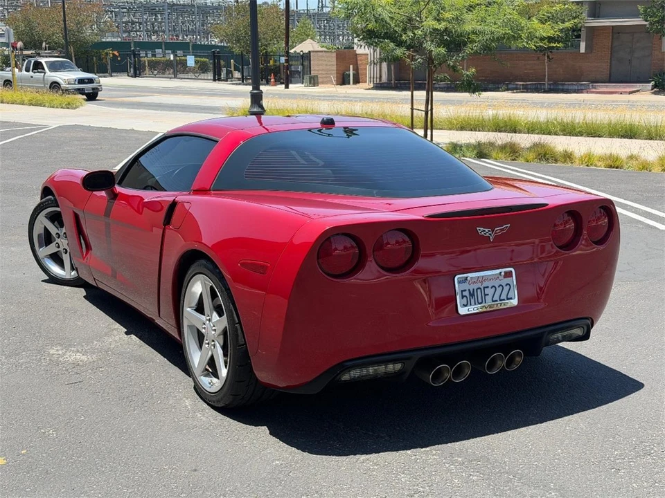 2005 Chevrolet Corvette C6 - Image 8 of 19