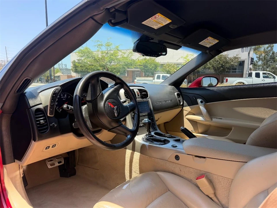 2005 Chevrolet Corvette C6 - Image 12 of 19