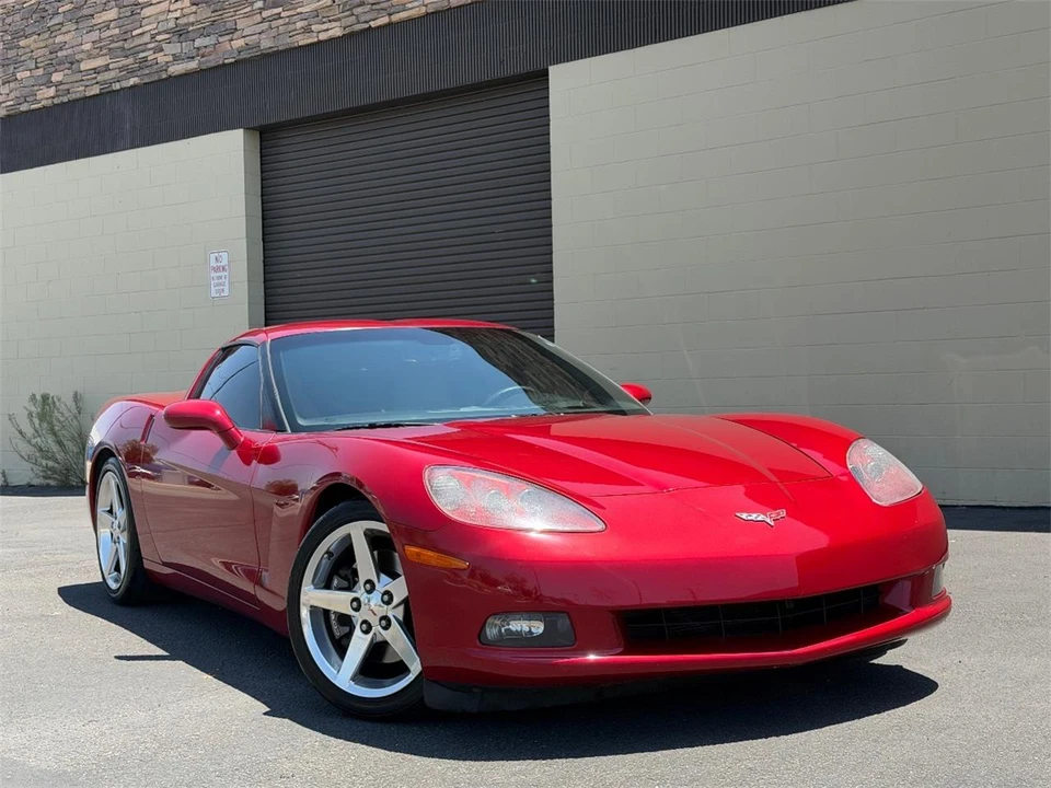 2005 Chevrolet Corvette C6 - Image 2 of 19