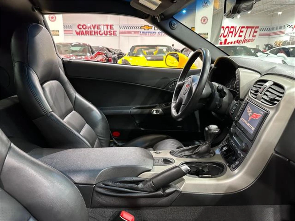 2005 Chevrolet Corvette C6 - Image 13 of 30