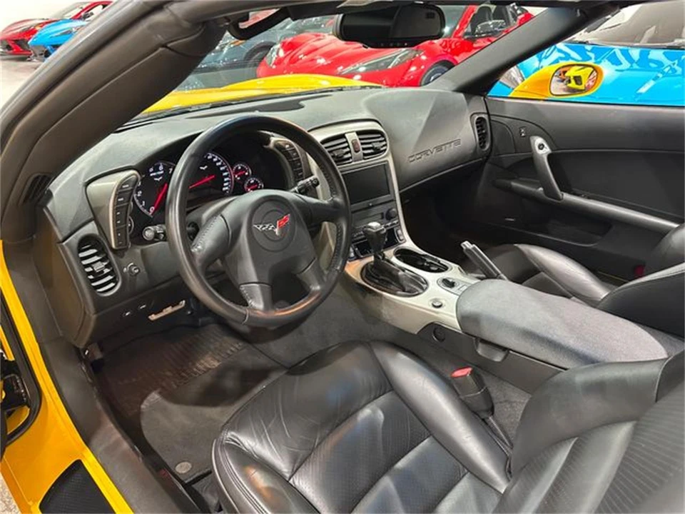2005 Chevrolet Corvette C6 - Image 11 of 30