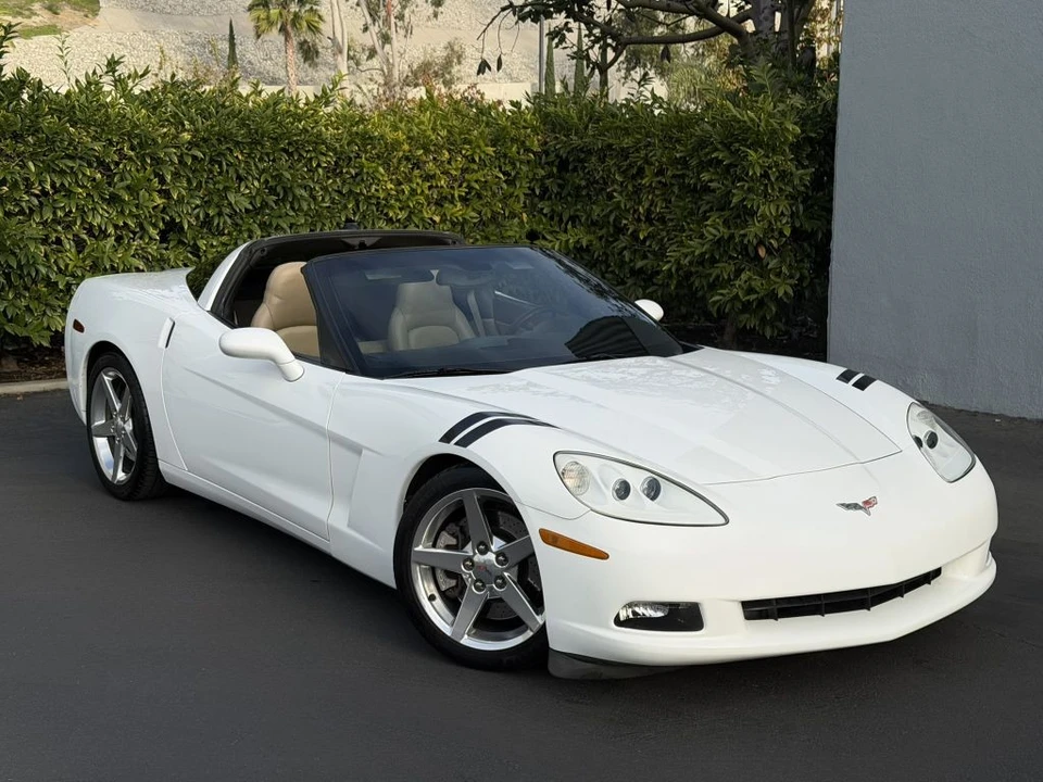 2005 Chevrolet Corvette C6 - Image 2 of 21