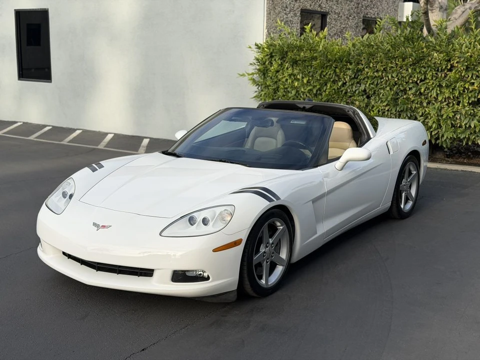 2005 Chevrolet Corvette C6 - Image 8 of 21
