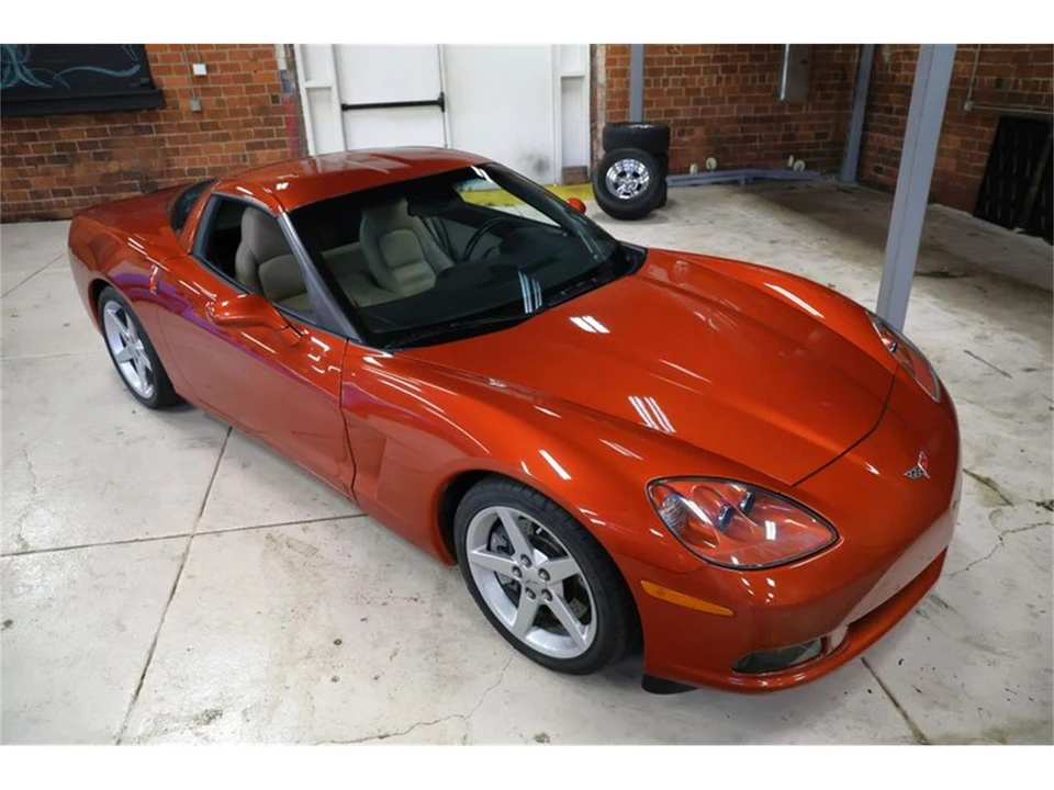 2005 Chevrolet Corvette C6 - Image 2 of 31