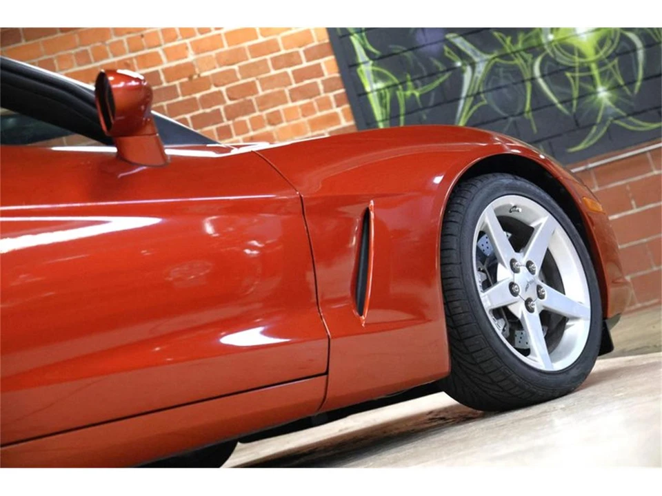 2005 Chevrolet Corvette C6 - Image 28 of 31