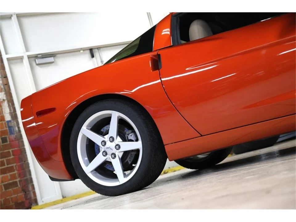 2005 Chevrolet Corvette C6 - Image 29 of 31