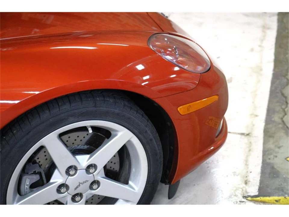 2005 Chevrolet Corvette C6 - Image 19 of 31