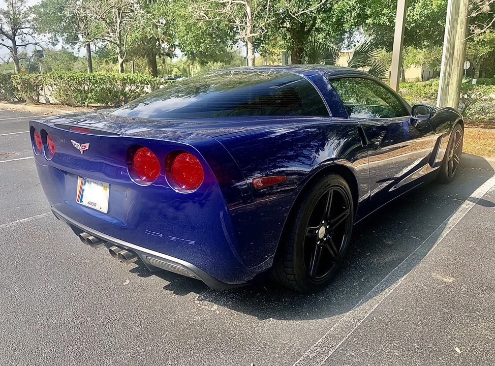 2005 Chevrolet Corvette C6 - Image 8 of 15