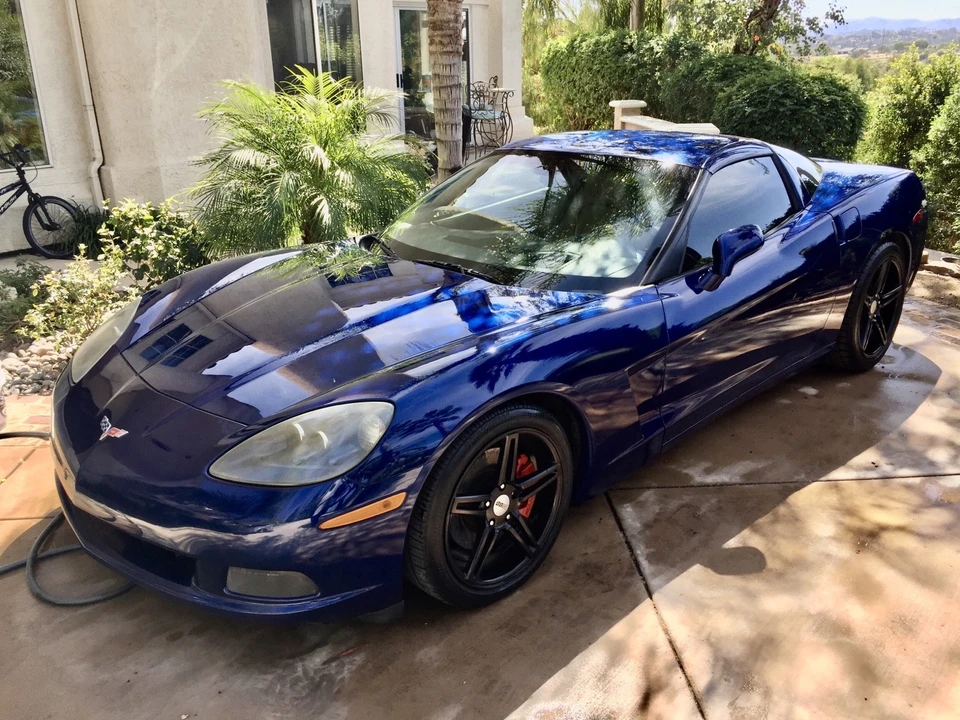 2005 Chevrolet Corvette C6 - Image 3 of 15