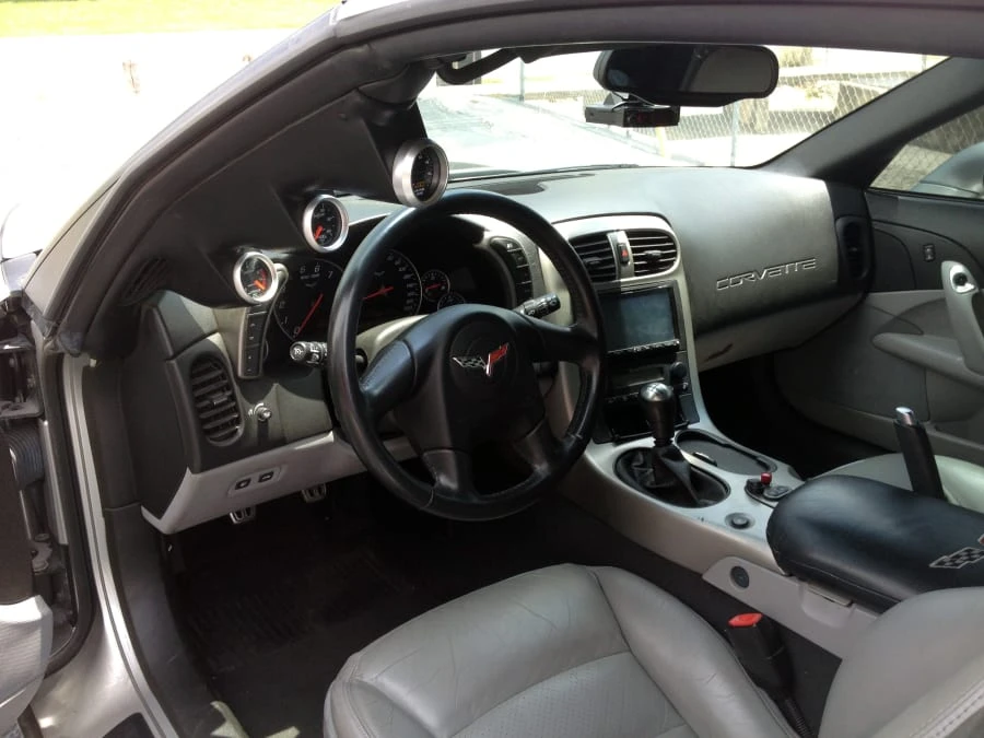 2005 Chevrolet Corvette C6 - Image 2 of 5