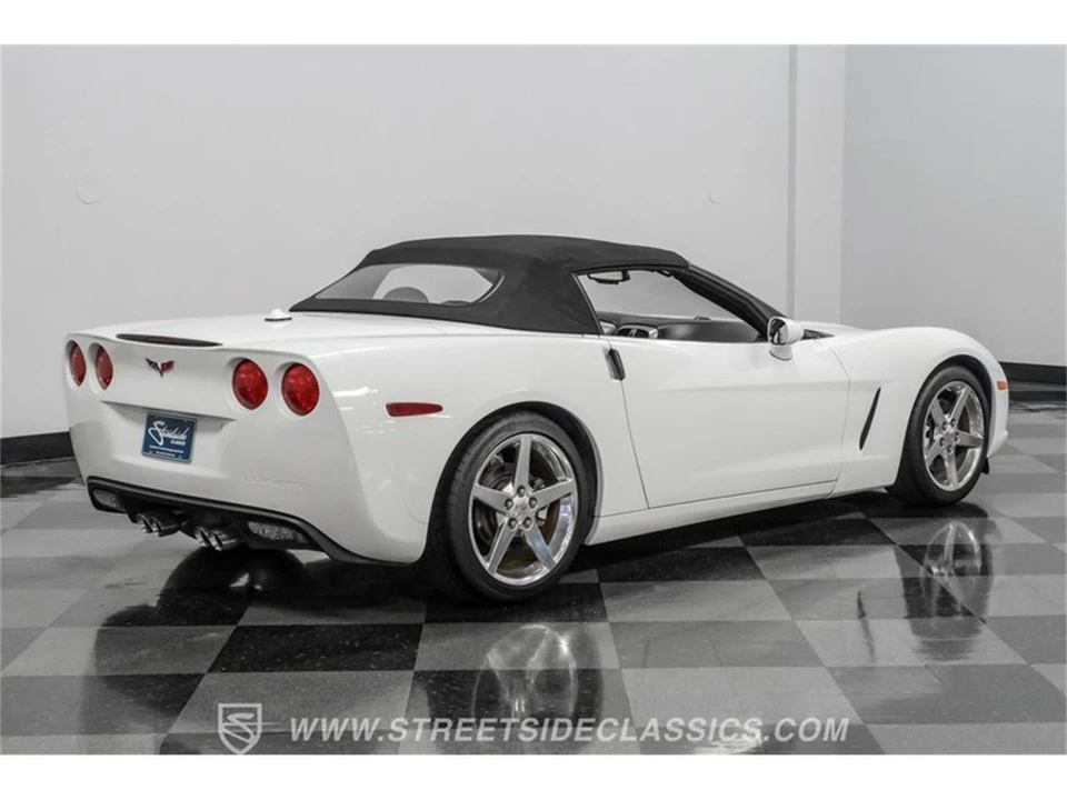 2005 Chevrolet Corvette C6 - Image 11 of 31