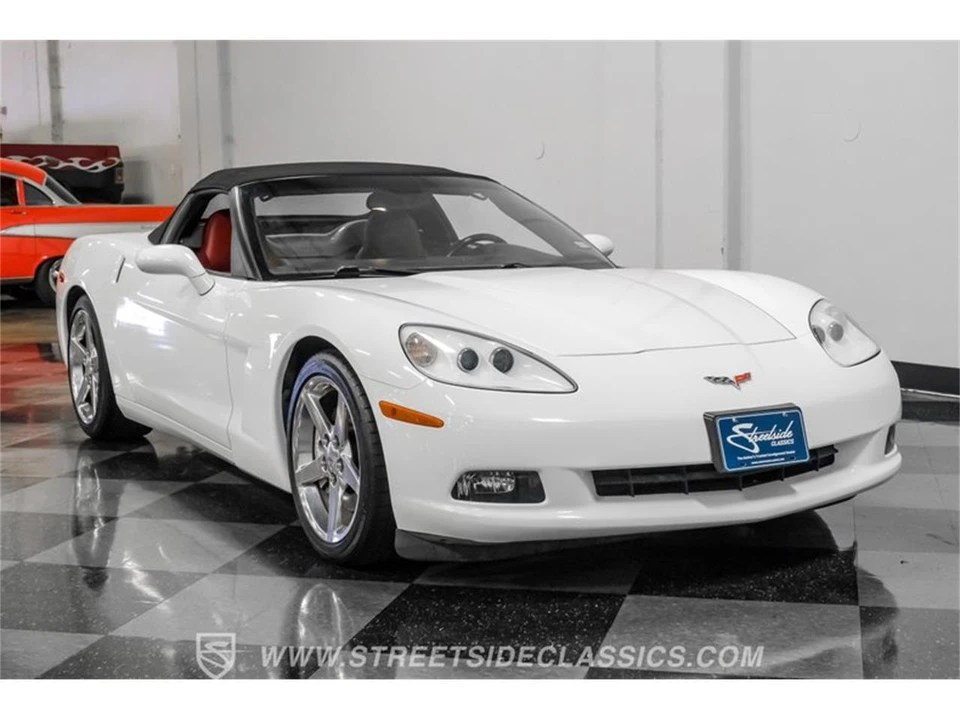 2005 Chevrolet Corvette C6 - Image 16 of 31