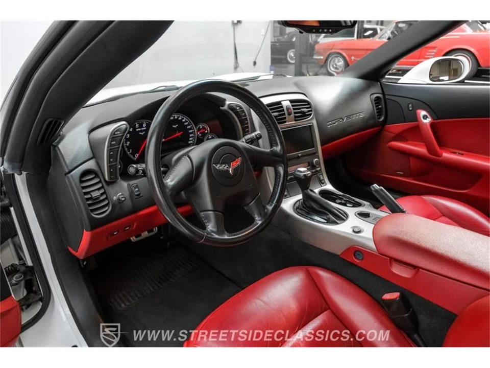2005 Chevrolet Corvette C6 - Image 4 of 31