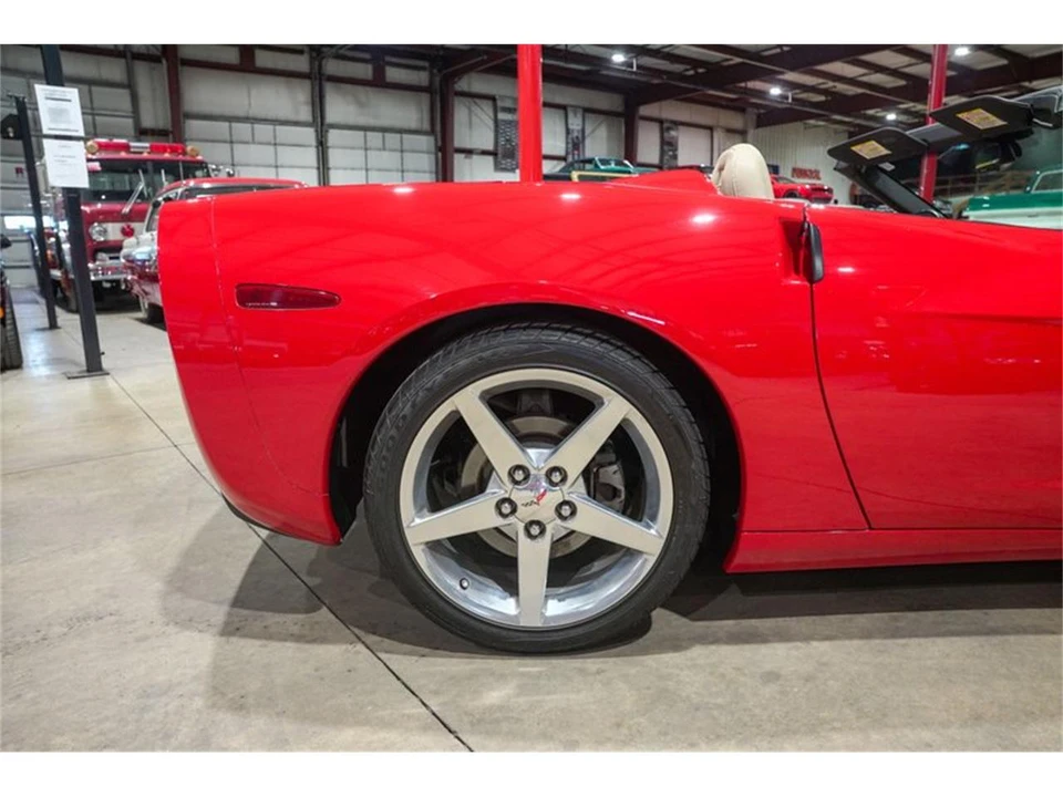 2005 Chevrolet Corvette C6 - Image 9 of 31