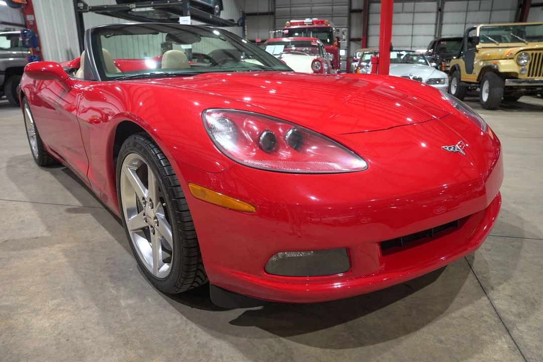 2005 Chevrolet Corvette C6 - Image 12 of 21