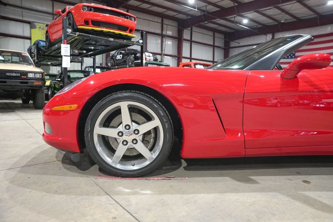 2005 Chevrolet Corvette C6 - Image 3 of 31