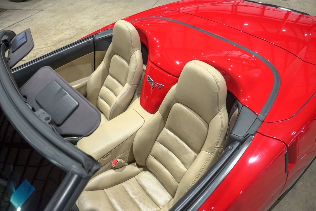 2005 Chevrolet Corvette C6 - Image 19 of 31