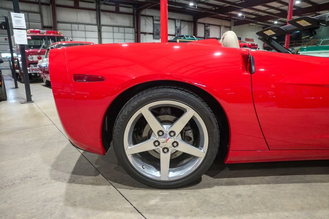 2005 Chevrolet Corvette C6 - Image 9 of 21