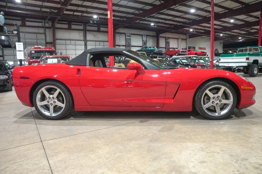 2005 Chevrolet Corvette C6 - Image 25 of 31
