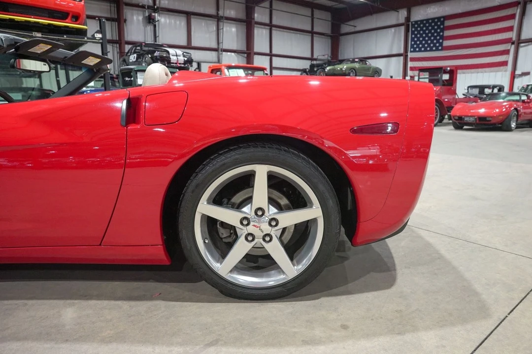 2005 Chevrolet Corvette C6 - Image 5 of 31