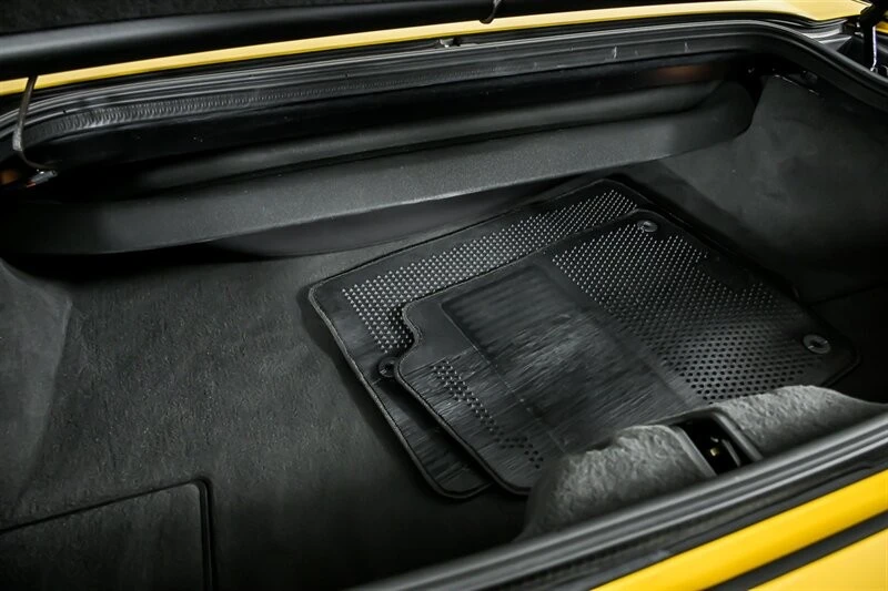 2005 Chevrolet Corvette C6 - Image 16 of 21
