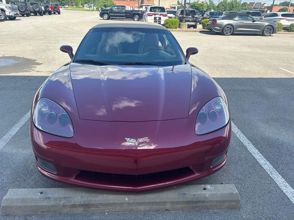 2005 Chevrolet Corvette C6 - Image 2 of 7