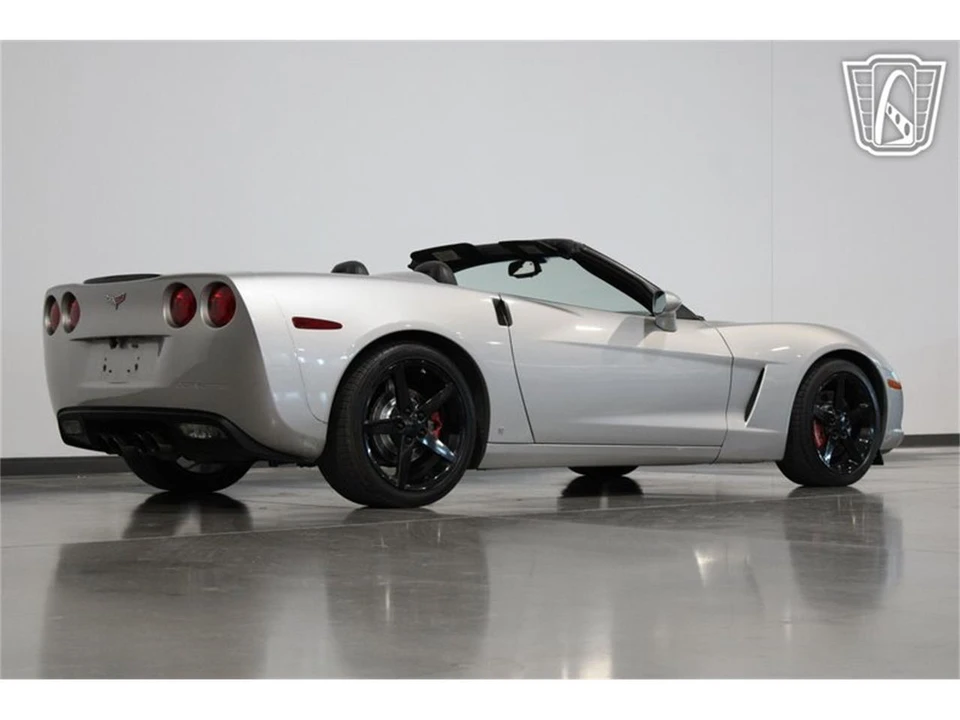 2005 Chevrolet Corvette C6 - Image 17 of 31