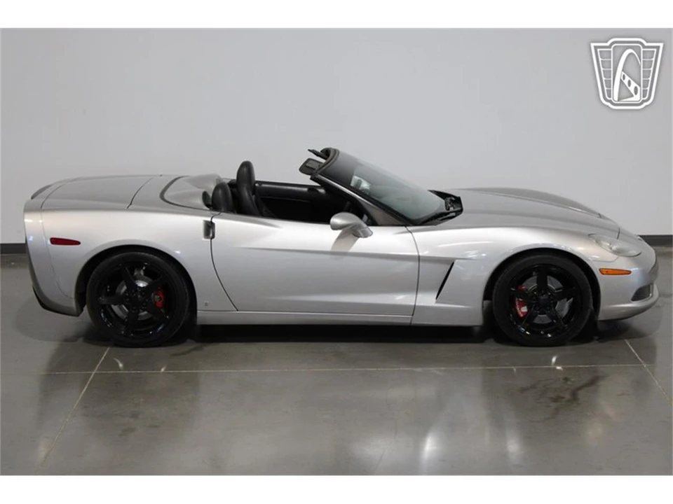 2005 Chevrolet Corvette C6 - Image 8 of 31