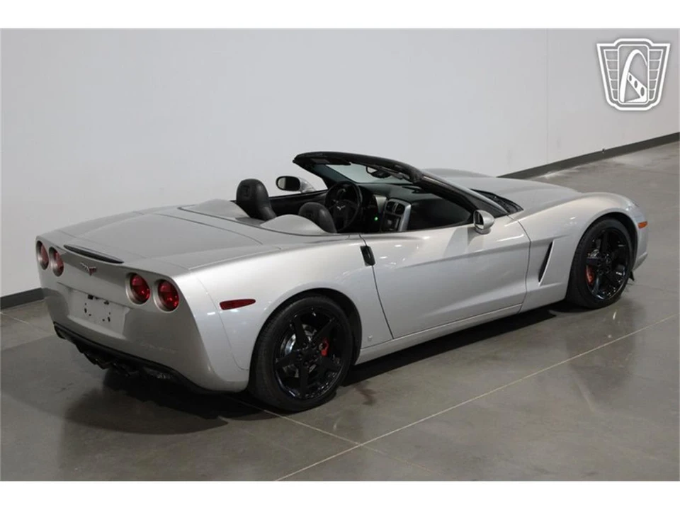 2005 Chevrolet Corvette C6 - Image 9 of 31