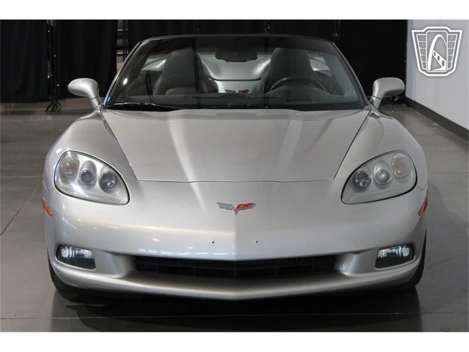 2005 Chevrolet Corvette C6 - Image 10 of 31