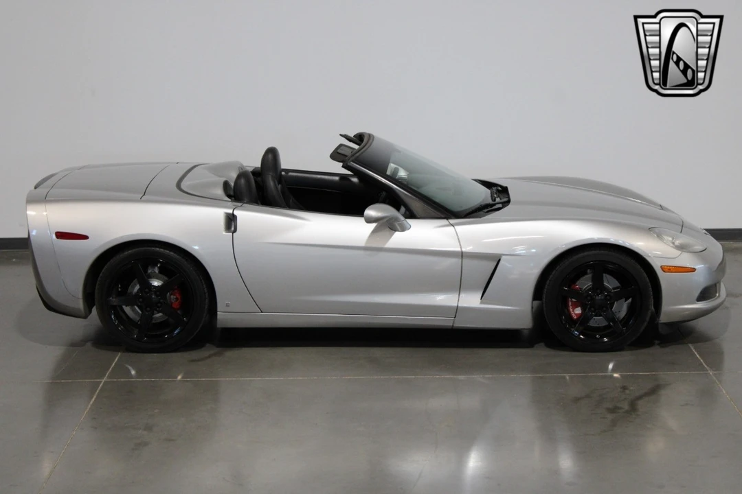 2005 Chevrolet Corvette C6 - Image 10 of 21
