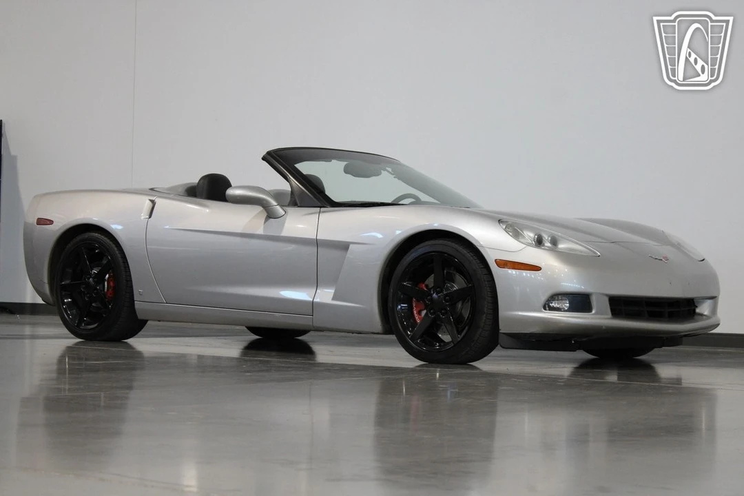 2005 Chevrolet Corvette C6 - Image 17 of 21