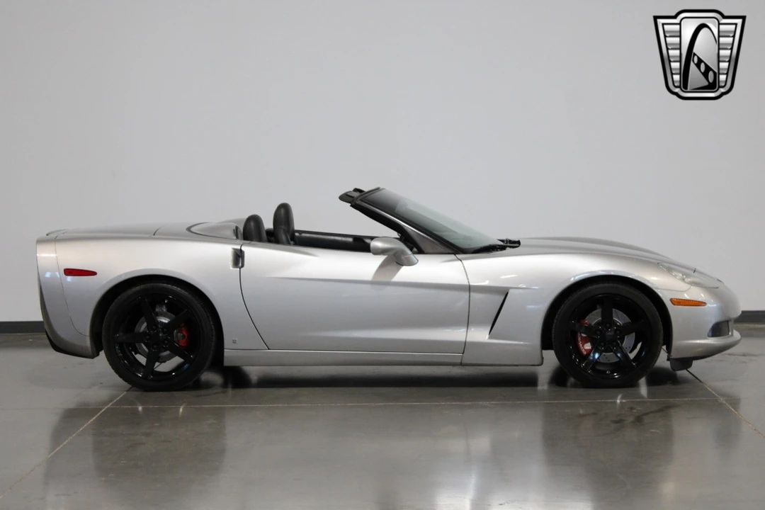 2005 Chevrolet Corvette C6 - Image 14 of 21
