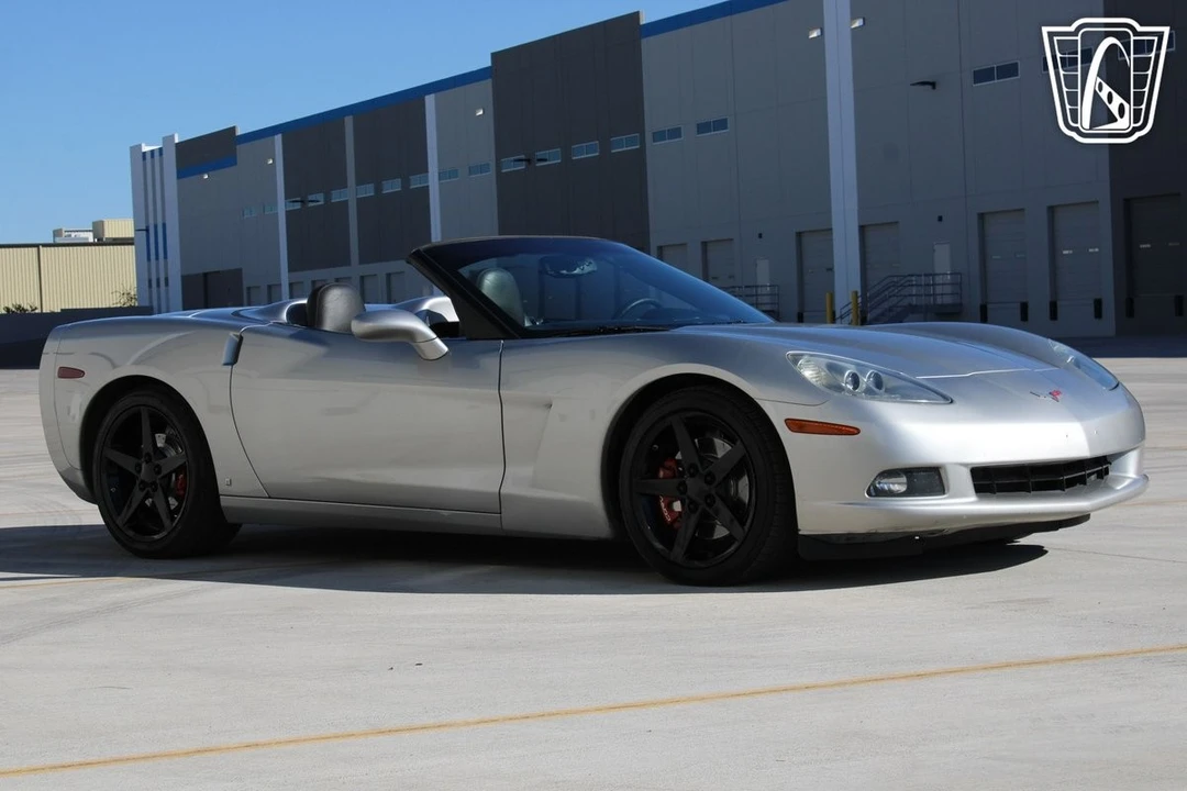 2005 Chevrolet Corvette C6 - Image 6 of 12