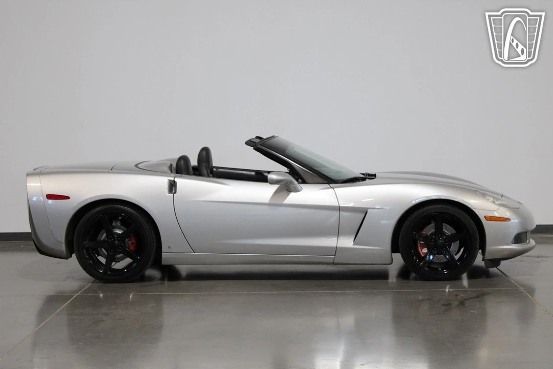 2005 Chevrolet Corvette C6 - Image 14 of 21