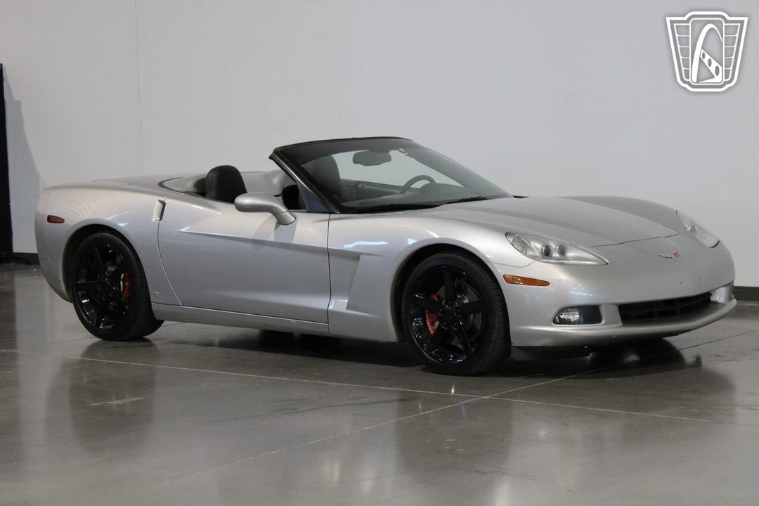 2005 Chevrolet Corvette C6 - Image 13 of 21