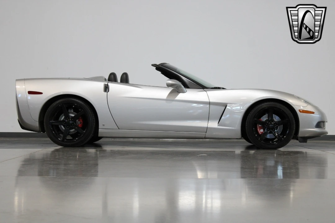 2005 Chevrolet Corvette C6 - Image 18 of 21