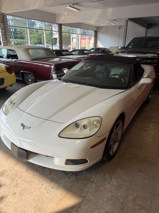 2005 Chevrolet Corvette C6 - Image 3 of 11