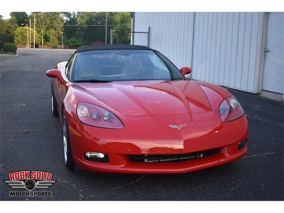 2005 Chevrolet Corvette C6 - Image 3 of 31