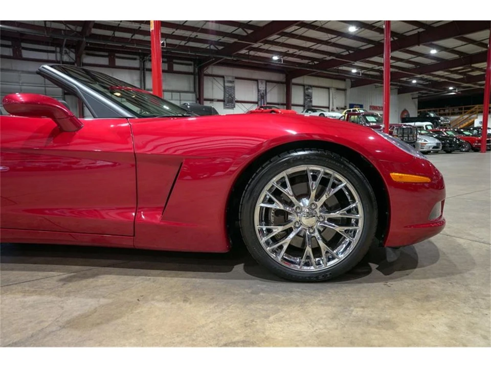 2005 Chevrolet Corvette C6 - Image 11 of 31