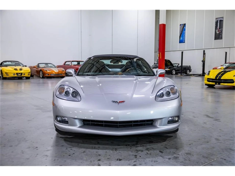 2005 Chevrolet Corvette C6 - Image 28 of 31