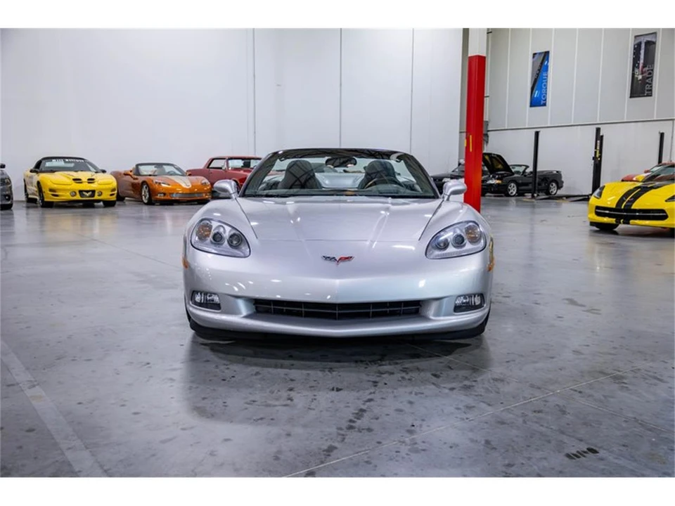 2005 Chevrolet Corvette C6 - Image 9 of 31