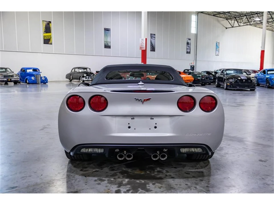 2005 Chevrolet Corvette C6 - Image 24 of 31