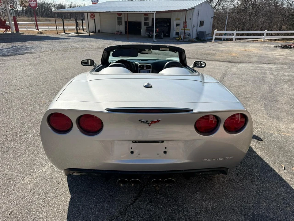 2005 Chevrolet Corvette C6 - Image 8 of 31
