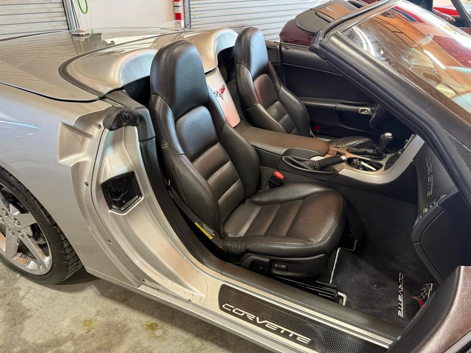 2005 Chevrolet Corvette C6 - Image 18 of 31