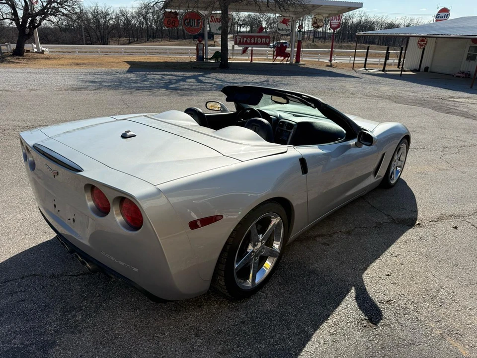 2005 Chevrolet Corvette C6 - Image 6 of 31