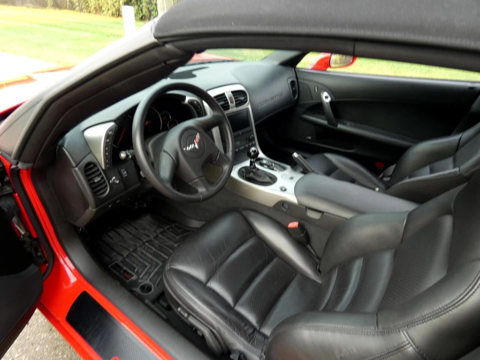 2005 Chevrolet Corvette C6 - Image 25 of 31
