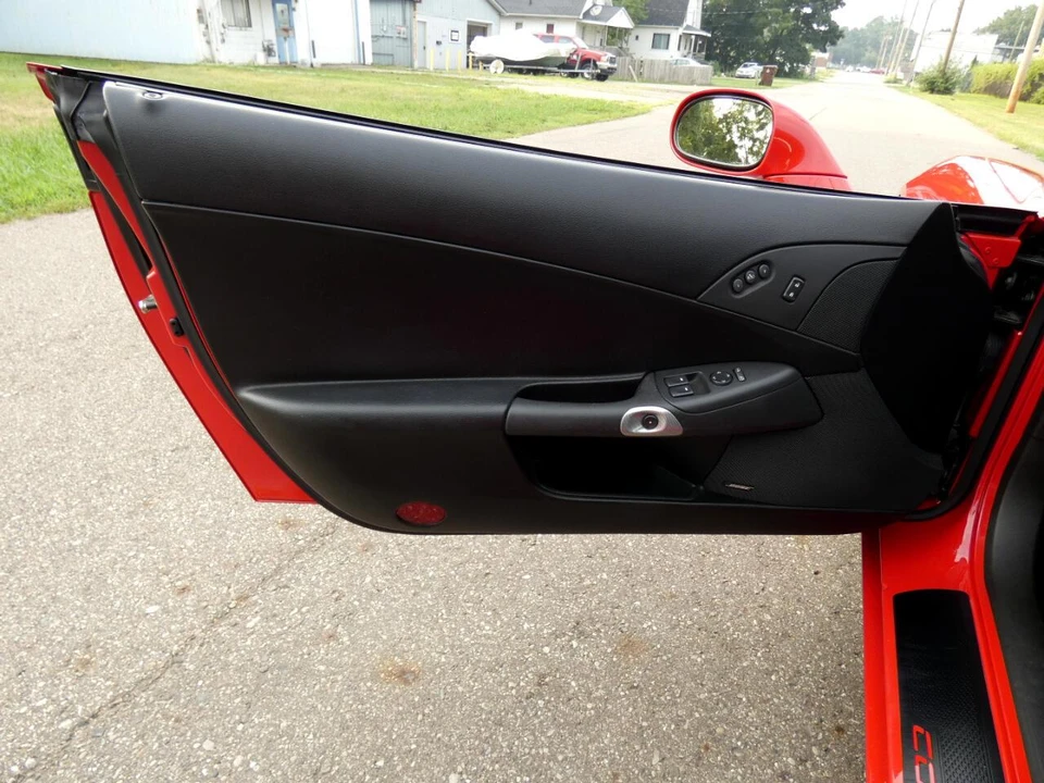 2005 Chevrolet Corvette C6 - Image 23 of 31